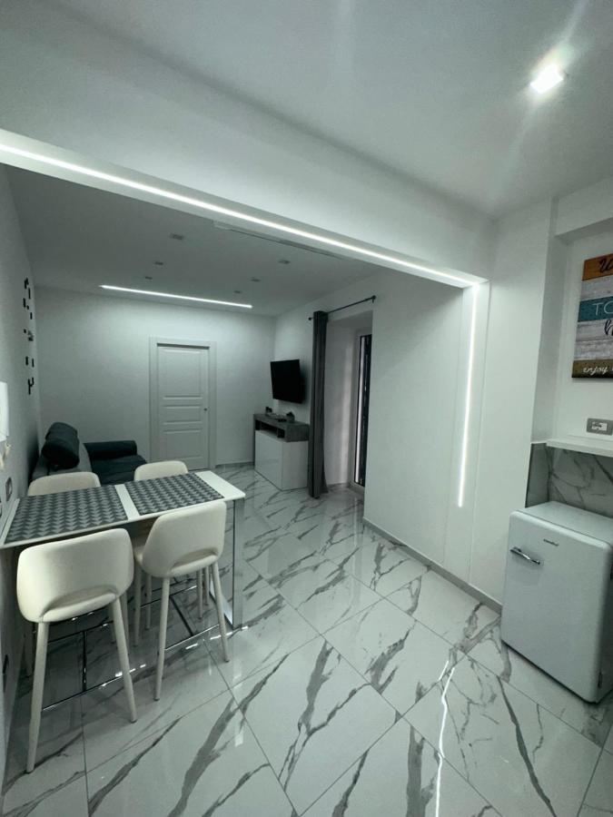 Apartamento Mavy House Napoli Exterior foto