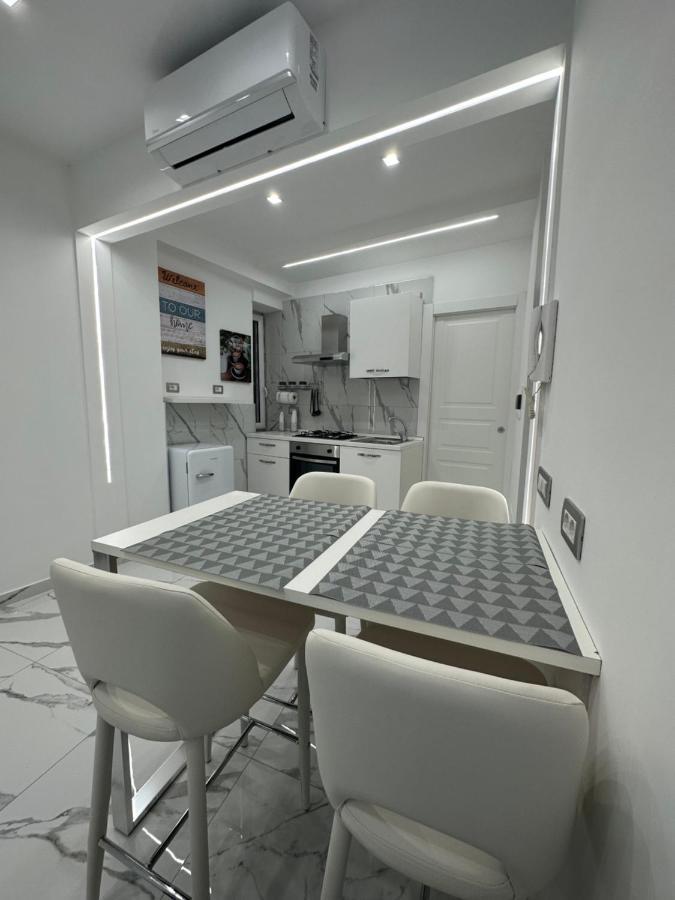 Apartamento Mavy House Napoli Exterior foto